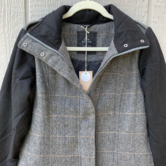 Prana insulated Caprise jacket w/detachable layer - Picture 13 of 16